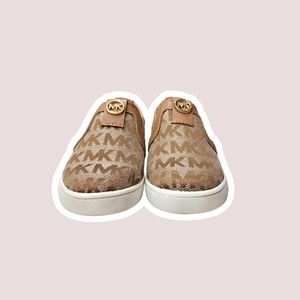 Beautiful Michael Kors sneakers